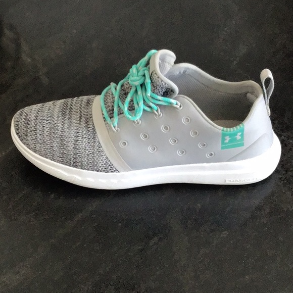 Under Armour Womens Charged Gray and Teal Running Shoes Sz 6.5 - Picture 2 of 8